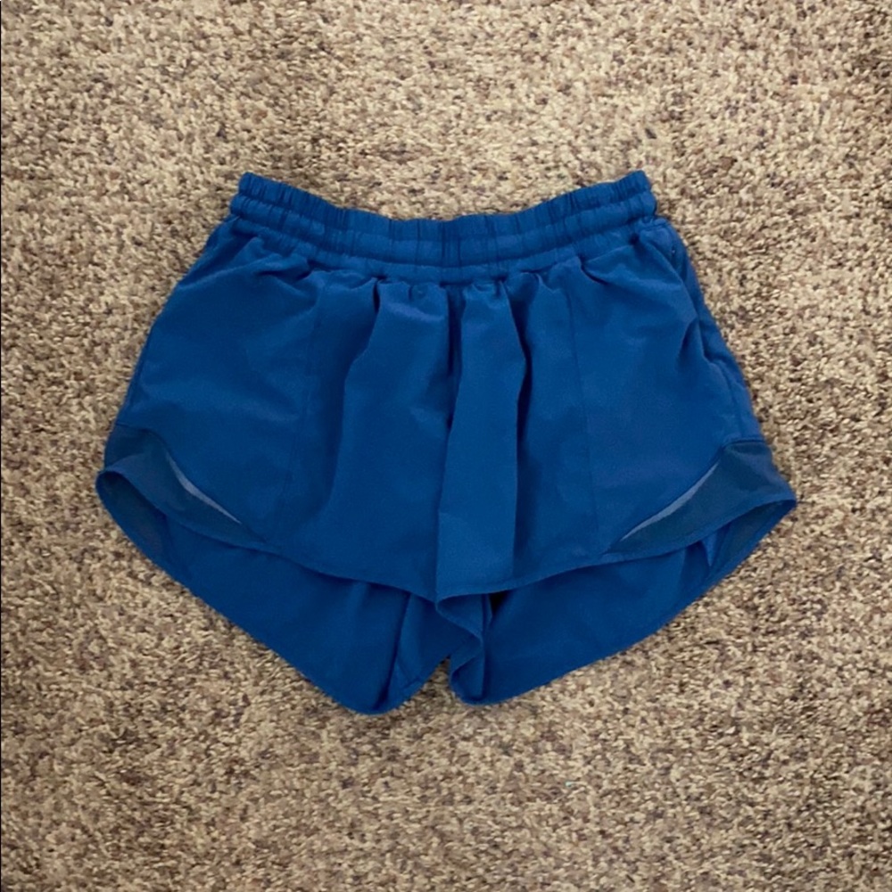 Lululemon Hotty Hot Short II long 4"